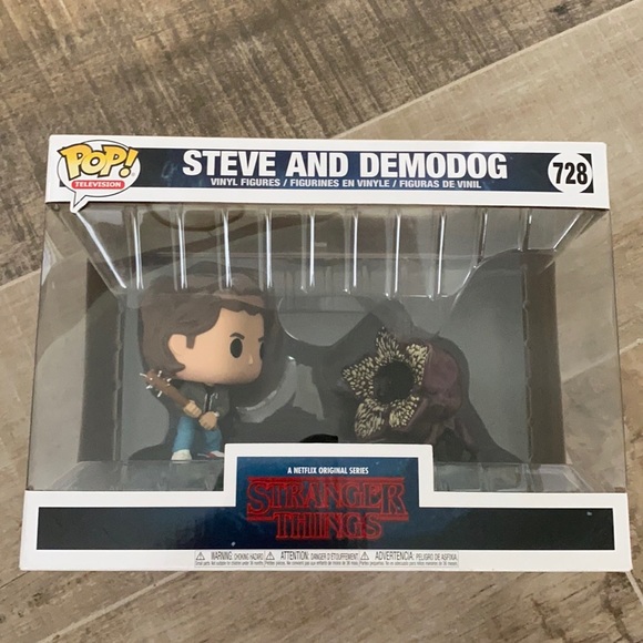 Stranger Things Steve and Demodog funko pop